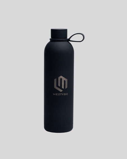 MEZTYGE Thermal Bottle – Leakproof, rubber-coated, and suitable for any drink.